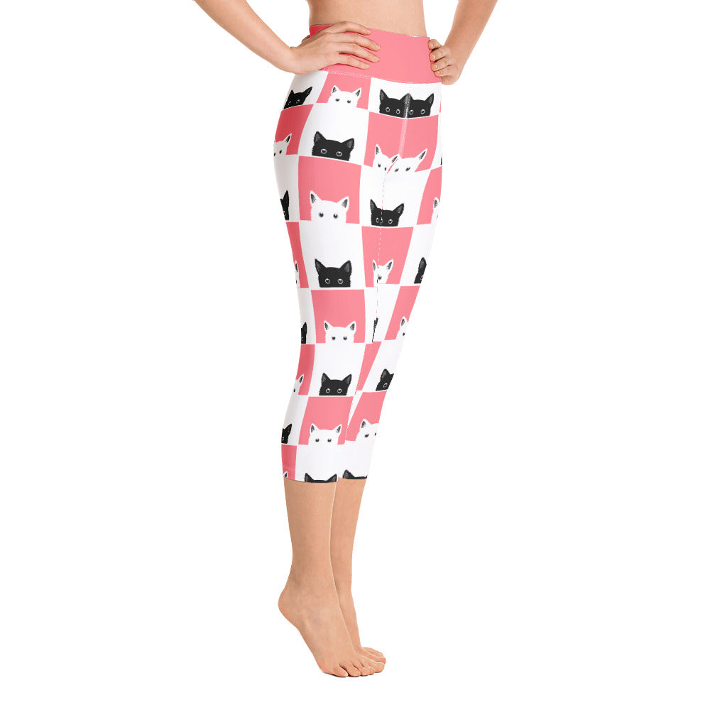 Pink Pattern with Cute Cat Design Yoga Capri Leggings