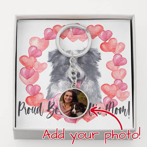 Personalized Circle Photo Keychain | Proud Border Collie Mom